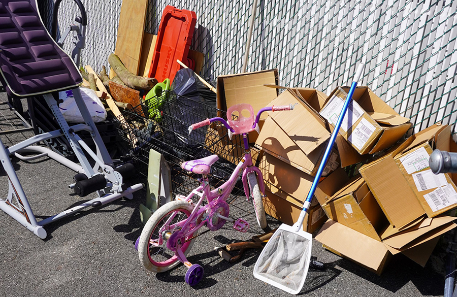 How MJ Trash Removal Helps NJ Families Tackle Hoarding Cleanouts
